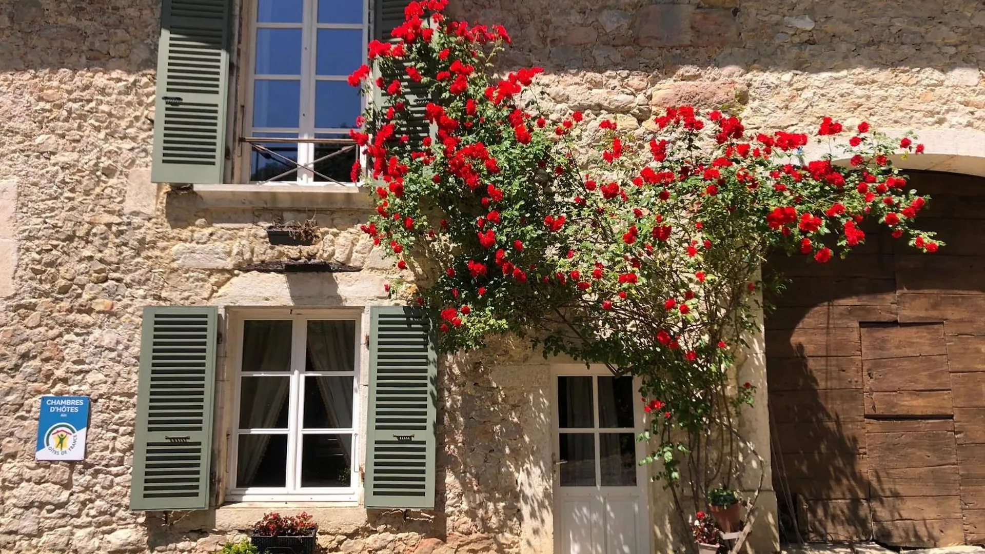 Guest house Domaine Du Tres-Haut - Chateau De Montanges